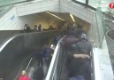İTÜ metrosunda yürüyen merdiven adamı böyle yuttu!