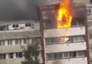 İzmirde otelde yangın çıktı! Korkudan atladılar
