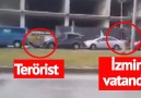 İzmirli vatandaş vurulan teröriste böyle tekme attı