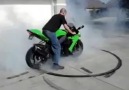 Kawasaki Ninja ZX 10R Burnout