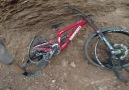 Kelly McGarry crash at the Canyon Gap (Redbull rampage 2014 Day1)