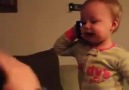 Kendi Lisanı ile Telefonda Konuşan Bebek