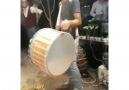 Kendinden geçen çılgın davulcu