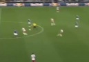 Kendi Sahasından İnanılmaz Bir Gol Attı !