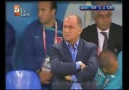 Kendisini dev ekranda gören Fatih Terim