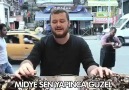 Keşke sesin de midyelerin kadar efsane olsa Ahmet abi