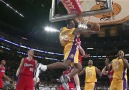 Kobe Acrobatic Reverse Layup vs. Clippers !