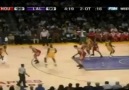 Kobe Bryant Dunk on Yao Ming ! :)