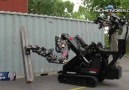 Kol Hareketleriyle Eş Zamanlı Çalışan Büyük Robot Kollar