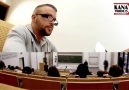 Kollegah wird von von Majoe aus der Uni-Vorlesung...