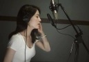 Korean Girl Sings Breathtaking Song