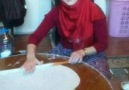 KÖYÜMÜZE DÖNELİM BIRAK KATIKSIZ OLSUN SOĞAN EKMEK YİYELİMGüLom
