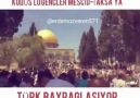 Kudüslü gençler mescid-i aksaya türk bayrağı asıyor...ALLAHU EKBER