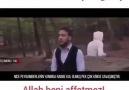 Kuran ile dertleşen genç..ÇOK GÜZEL ...