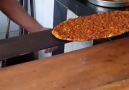 Lahmacun arasına kebap Antepli yaparsa olur...