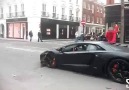 LAMBORGHINI AVENTADOR CRASH