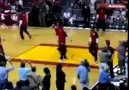 Lebron James with a sick dunk during Miami Heat pregame !