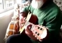 80lik Pamuk Dede sosyal medyayı salladı Pamuk Dededen gitar şov #