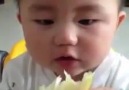 Limonla İlk Defa Tanışan Sevimli Bebek :)