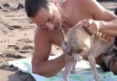 Lo que hace este hombre merece mi total admiracin!! Amor puro
