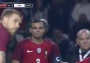 Maça devam edip riske girmek istemeyen Pepe sekerek oyundan çıktı.