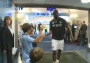 Mario Balotelli vs City Photographer