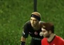 MELO'NUN KURTARDIĞI PENALTIYI BİR DE PES'DE İZLEYİN !