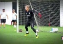 Merhaba ben Loris Karius kısacası mekanın sahibi