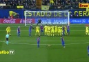 Messi'den kalecinin kapattığı köşeye klas GOLBU​