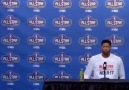 Mikrofonun azizliğine uğrayan Anthony Davis! D