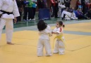 Minik kızların judo karşılaşması :)