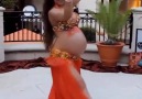 9 Months Pregnant Woman Belly Dancer o