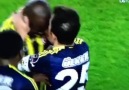 Moussa Sow kaçırdığı goller sonrası gözyaşlarını tutamadı.