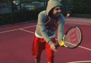Murat ın tenis oynayışı )) )