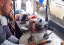 Müslüm baba eşliğinde Adanaya özgü tostçudan farklı bir tost..