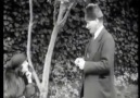 Mustafa Kemal Atatürkün eşi Latife Hanım ile konuşurken çekilmiş videosu