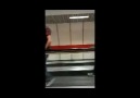 Mutlu Jackson Yeşiltepe'den Moonwalk gösterisi...