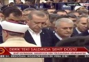Namaz öncesi Cumhurbaşkanı Erdoğan'dan dikkat çeken hareket