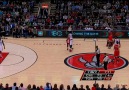 Nate Robinson Funny JUMP BALL ! :D