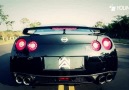 Nissan GT-R R35, un ruggito da brividi