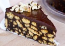 No-Bake Chocolate Biscuit Cake