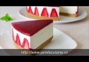 No Bake Strawberry Cheesecake, Yum! - Please SHARE