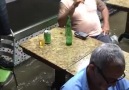 O importante a cerveja estar gelada.