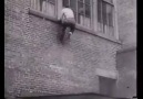 Old school Parkour from the 1930s