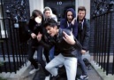 One Direction - One Way Or Another (Teenage Kicks)