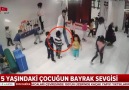 Osmaniye&5 yaşındaki çocuğun bayrak sevgisi herkesi duygulandırdı.