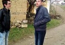 Oturarak başarı kazanan tek yaratık tavuklardır D