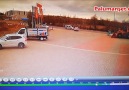 Palu&Trafik Kazası3 YaralıKaza Anı Anbean Kameralara Yansıdı