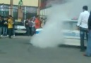 01 P 2657 BMW E-30 Burnout