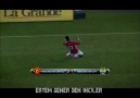 PES 2013'te atılan en güzel gol !